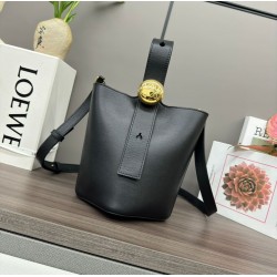 LOEWE Pebble Bucket Mini Bag 062342