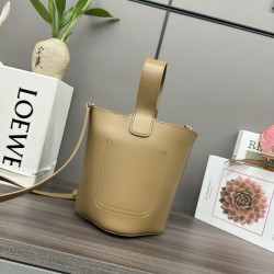 LOEWE Pebble Bucket Mini Bag 062342