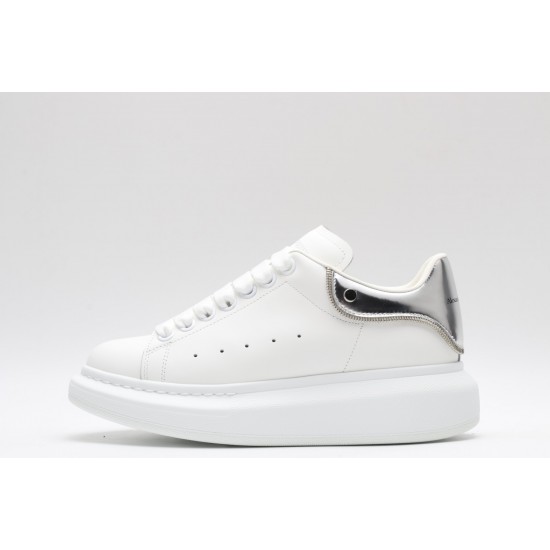 ALEXANDER MCQUEEN SNEAKERS 