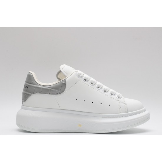 ALEXANDER MCQUEEN SNEAKERS 