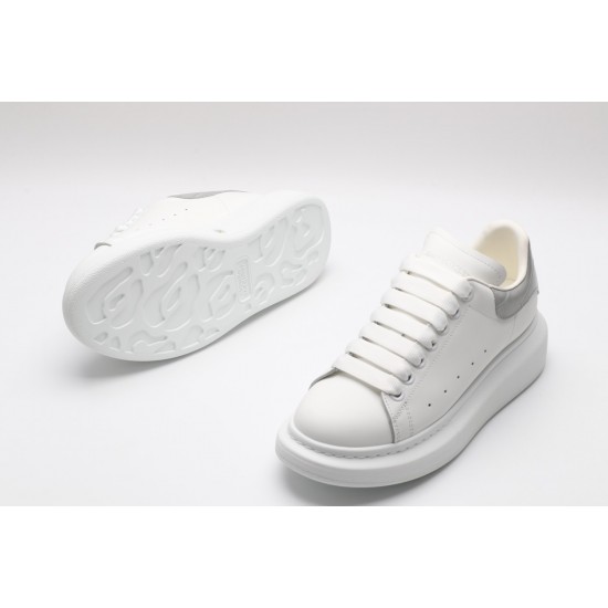 ALEXANDER MCQUEEN SNEAKERS 