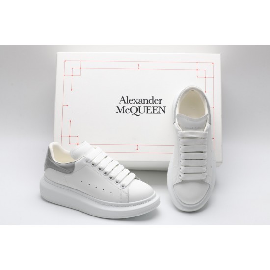 ALEXANDER MCQUEEN SNEAKERS 