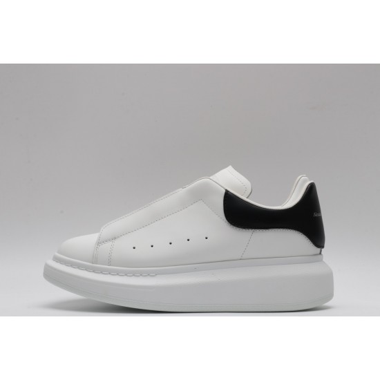 ALEXANDER MCQUEEN SNEAKERS 