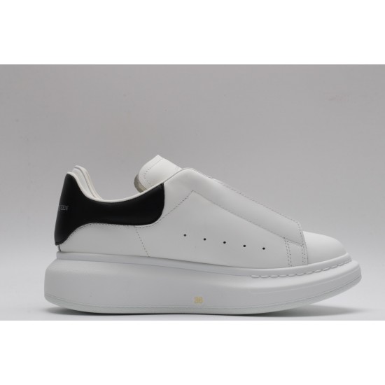 ALEXANDER MCQUEEN SNEAKERS 