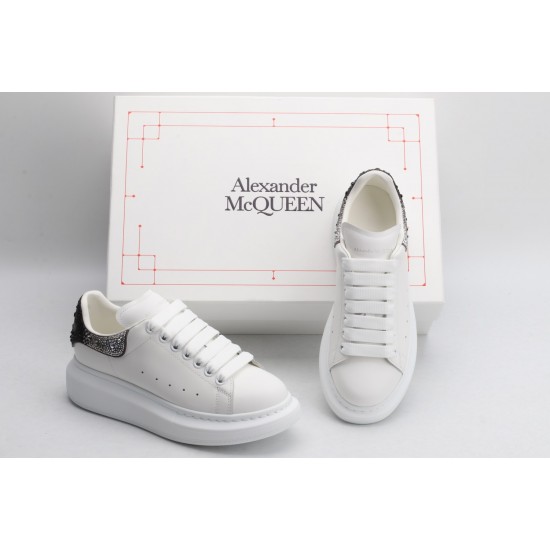 ALEXANDER MCQUEEN SNEAKERS 