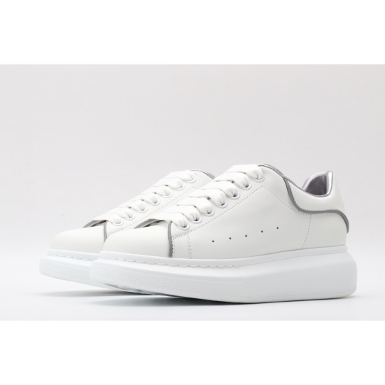 ALEXANDER MCQUEEN SNEAKERS 