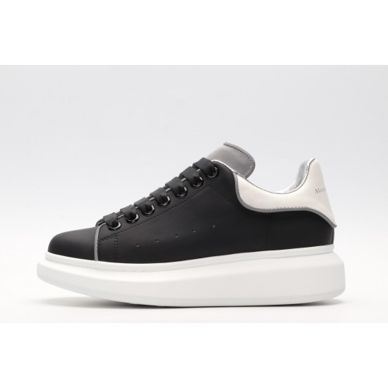 ALEXANDER MCQUEEN SNEAKERS 