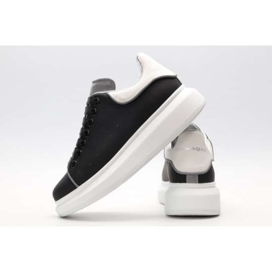 ALEXANDER MCQUEEN SNEAKERS 