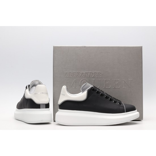 ALEXANDER MCQUEEN SNEAKERS 