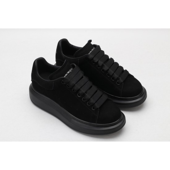 ALEXANDER MCQUEEN SNEAKERS 