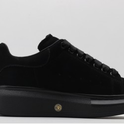 ALEXANDER MCQUEEN SNEAKERS 