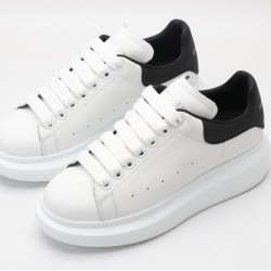 ALEXANDER MCQUEEN SNEAKERS 