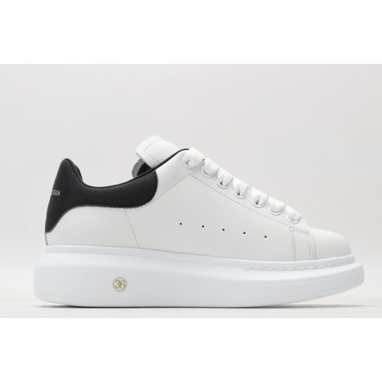 ALEXANDER MCQUEEN SNEAKERS 