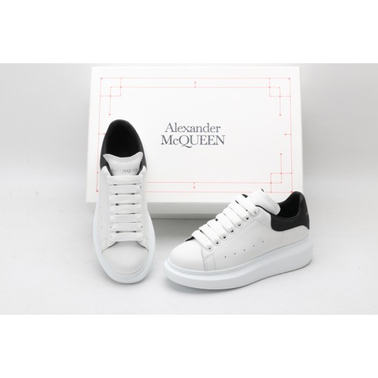 ALEXANDER MCQUEEN SNEAKERS 