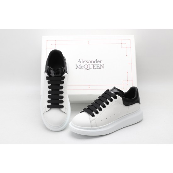 ALEXANDER MCQUEEN SNEAKERS 