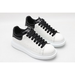 ALEXANDER MCQUEEN SNEAKERS 