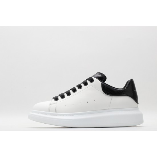 ALEXANDER MCQUEEN SNEAKERS 