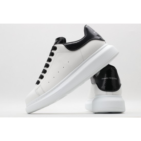 ALEXANDER MCQUEEN SNEAKERS 