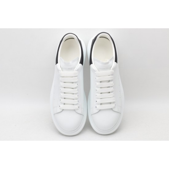 ALEXANDER MCQUEEN SNEAKERS 