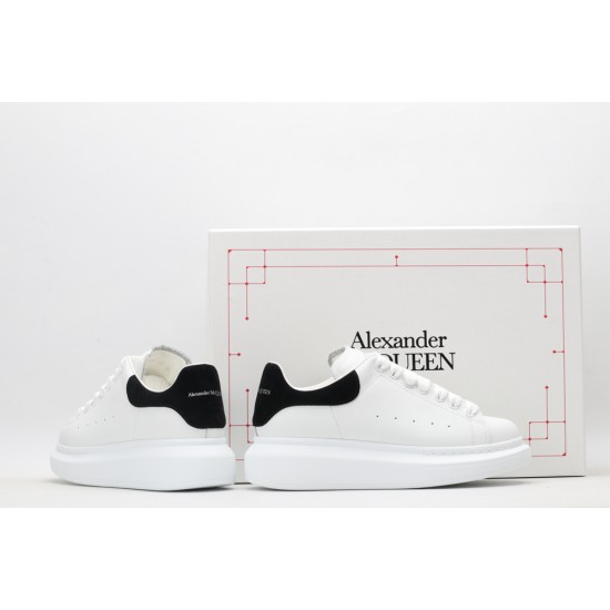 ALEXANDER MCQUEEN SNEAKERS 