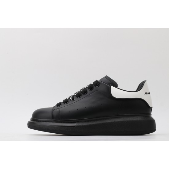 ALEXANDER MCQUEEN SNEAKERS 