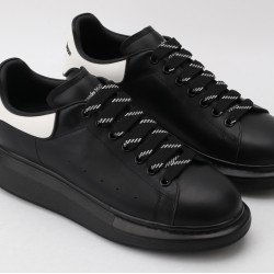 ALEXANDER MCQUEEN SNEAKERS 