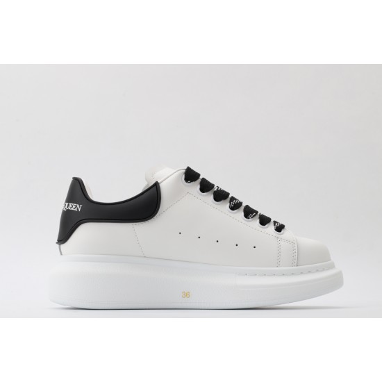 ALEXANDER MCQUEEN SNEAKERS 