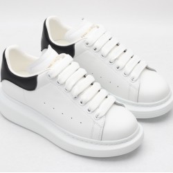 ALEXANDER MCQUEEN SNEAKERS 