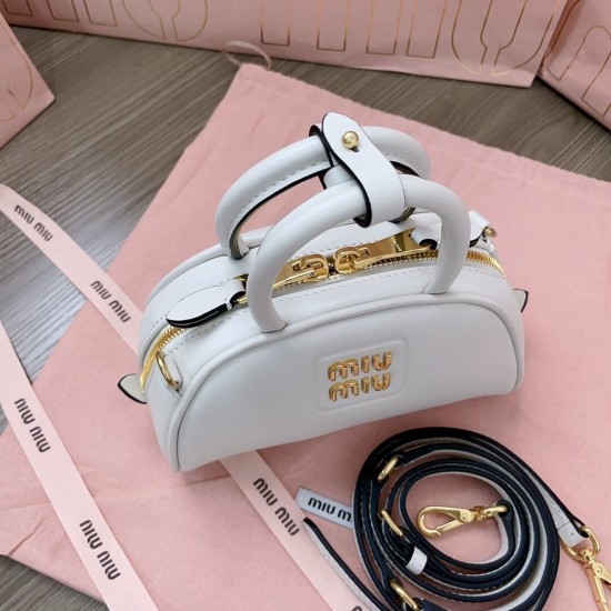 MIUMIU Leather Handle Bag 5BP085