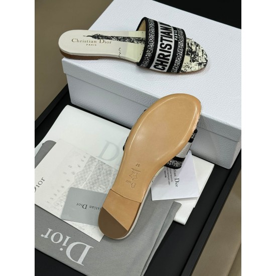 DIOR DWAY SLIDE Embroidered Cotton