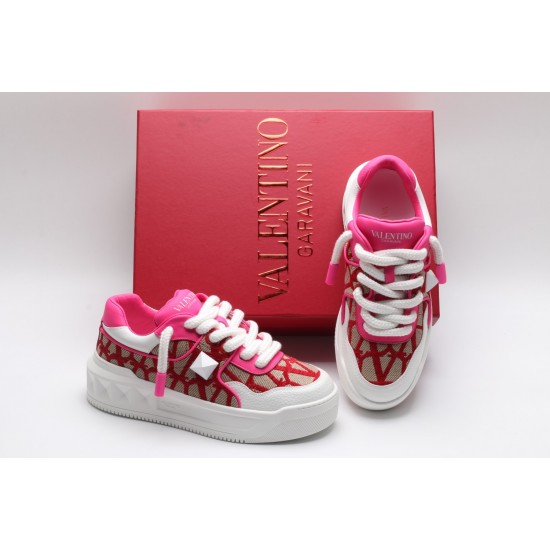 VALENTINO GARAVANI Rockstud Untitled Leather Platform Sneakers  