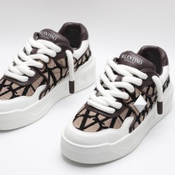 VALENTINO GARAVANI Rockstud Untitled Leather Platform Sneakers  