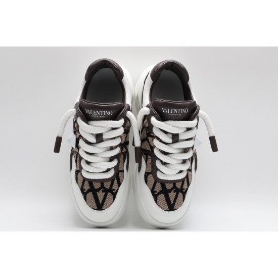 VALENTINO GARAVANI Rockstud Untitled Leather Platform Sneakers  