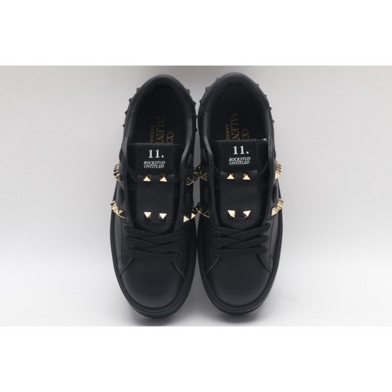 VALENTINO GARAVANI Rockstud Untitled Leather Sneakers