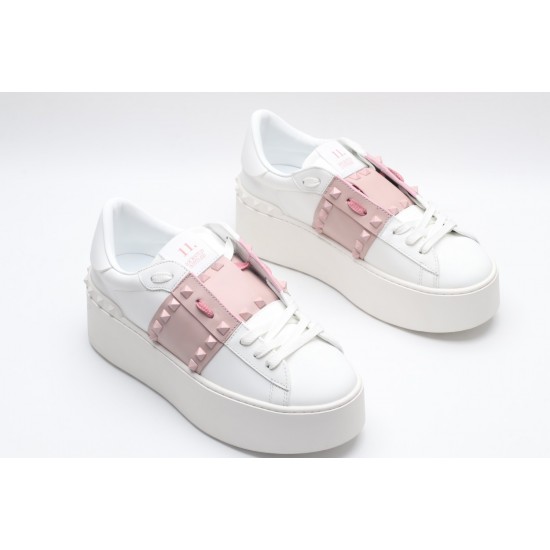 VALENTINO GARAVANI Rockstud Untitled Leather Sneakers