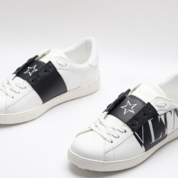 VALENTINO GARAVANI Open Leather Sneakers 