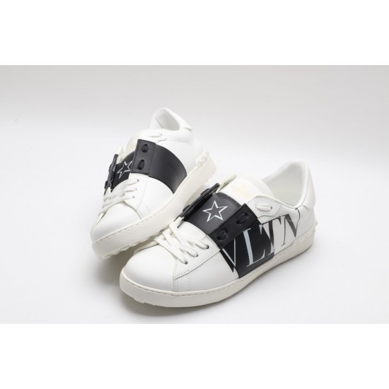 VALENTINO GARAVANI Open Leather Sneakers 