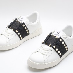 VALENTINO GARAVANI Rockstud Untitled Leather Sneakers