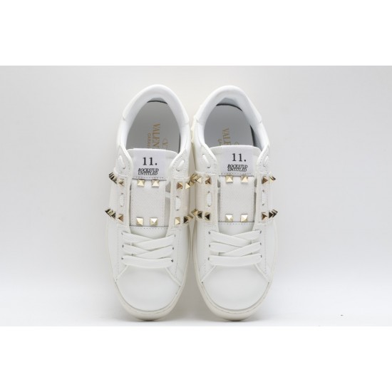 VALENTINO GARAVANI Rockstud Untitled Leather Sneakers