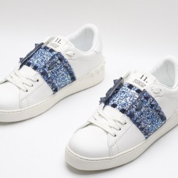 VALENTINO GARAVANI Rockstud Untitled Leather Sneakers