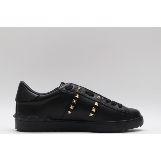 VALENTINO GARAVANI Rockstud Untitled Leather Sneakers