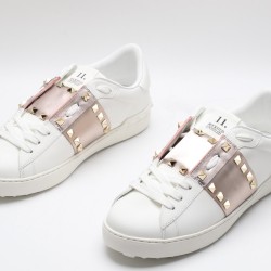 VALENTINO GARAVANI Rockstud Untitled Leather Sneakers