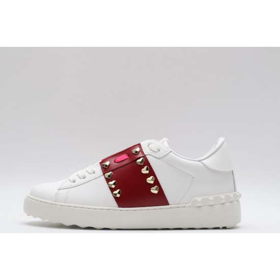 VALENTINO GARAVANI Rockstud Untitled Leather Sneakers