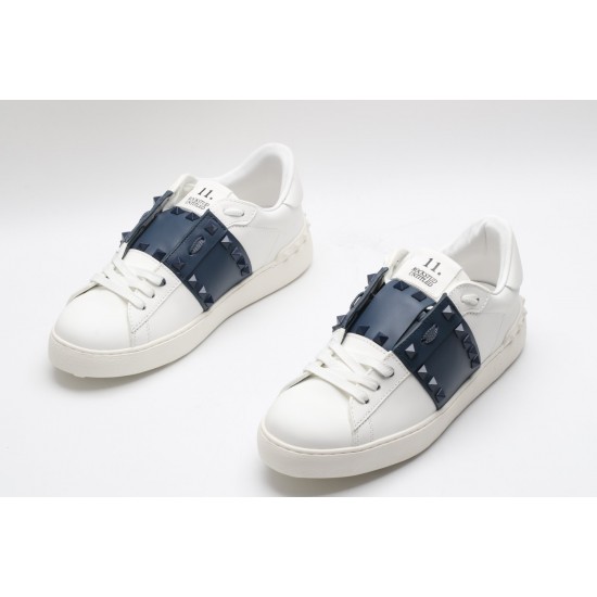 VALENTINO GARAVANI Rockstud Untitled Leather Sneakers