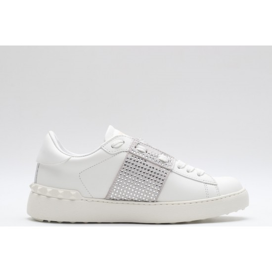 VALENTINO GARAVANI Rockstud Untitled Leather Sneakers