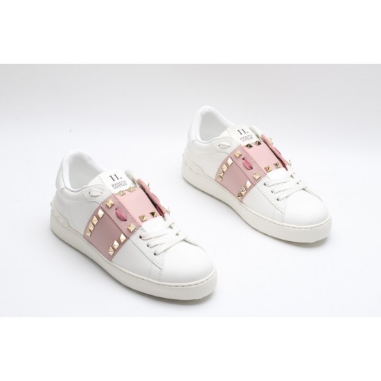 VALENTINO GARAVANI Rockstud Untitled Leather Sneakers