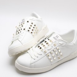 VALENTINO GARAVANI Rockstud Untitled Leather Sneakers