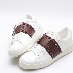 VALENTINO GARAVANI Rockstud Untitled Leather Sneakers